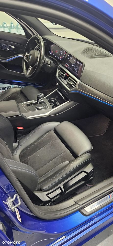 BMW Seria 3 320d Touring xDrive Edition M Sport Shadow - 33