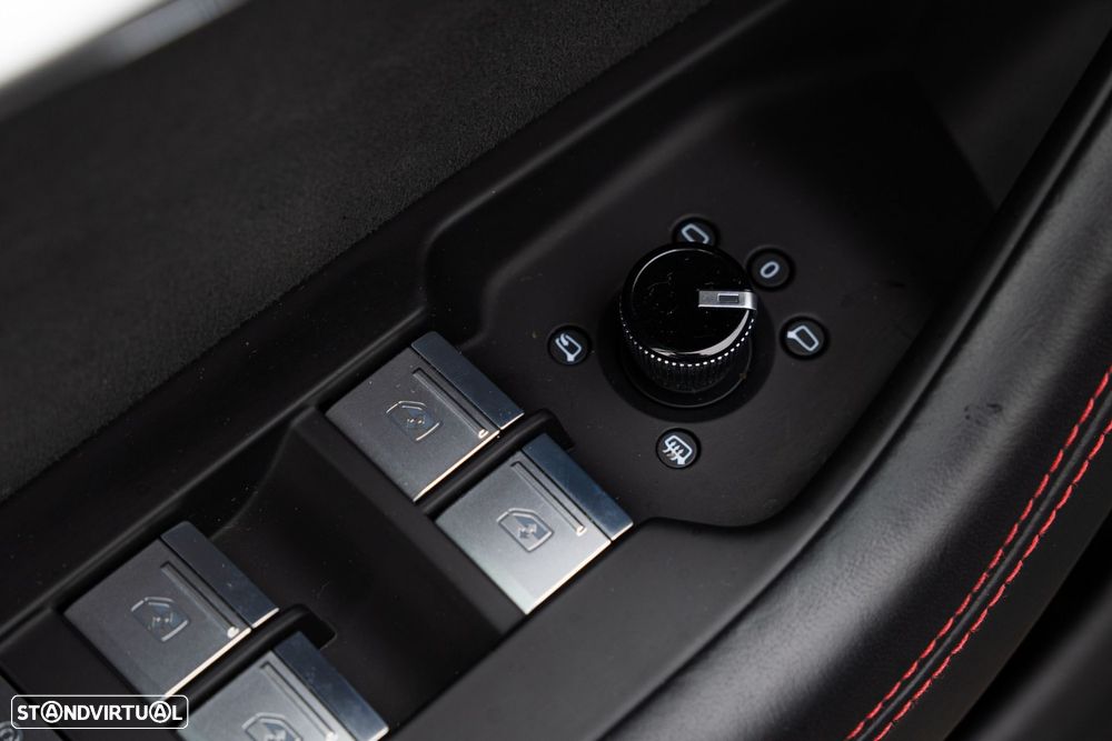 Audi RS6 Avant 4.0 TFSi Plus quattro Tiptronic - 45