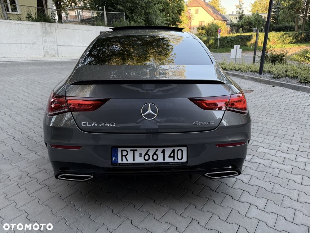 Mercedes-Benz CLA 250 4Matic 7G-DCT AMG Line - 8