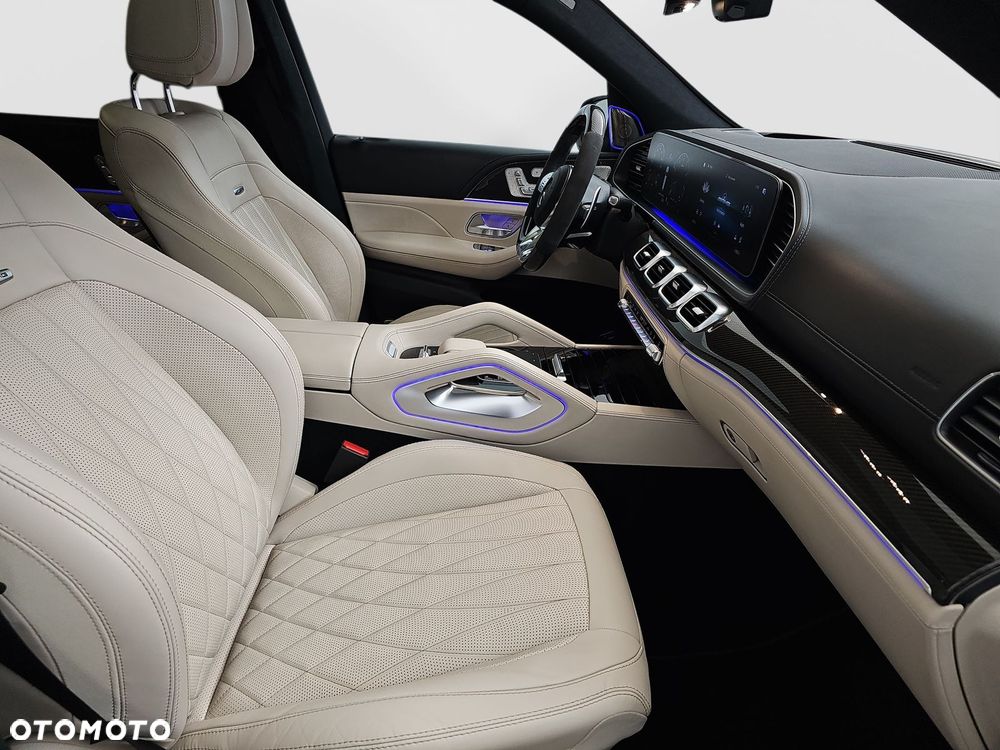 Mercedes-Benz GLS - 39