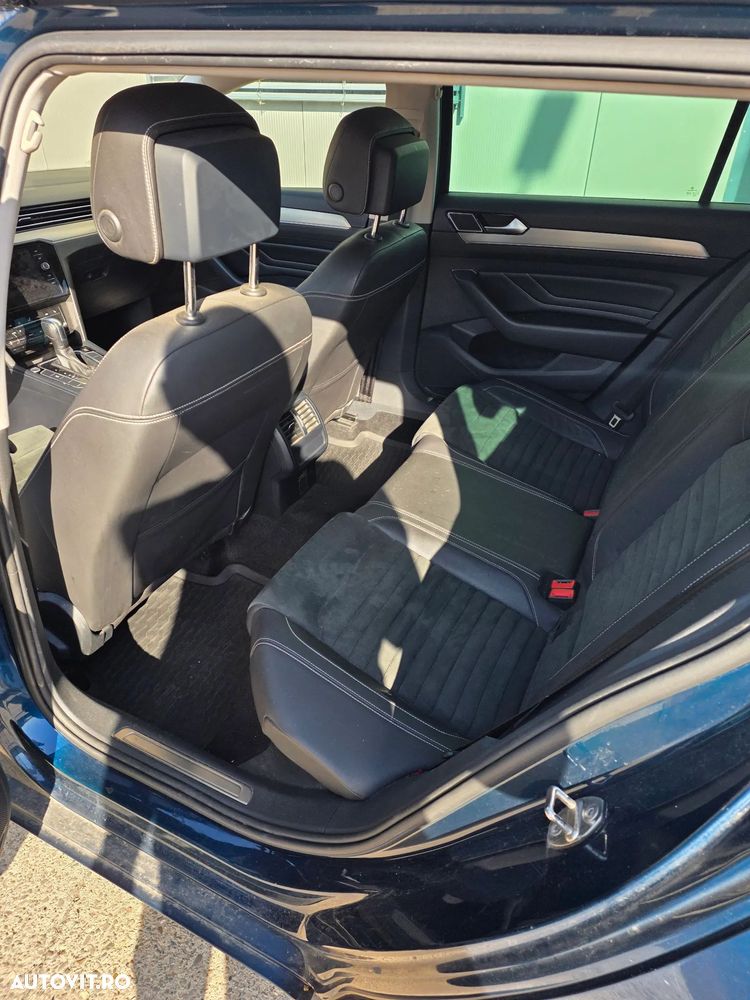 Volkswagen Passat 2.0 TDI DSG Highline - 8