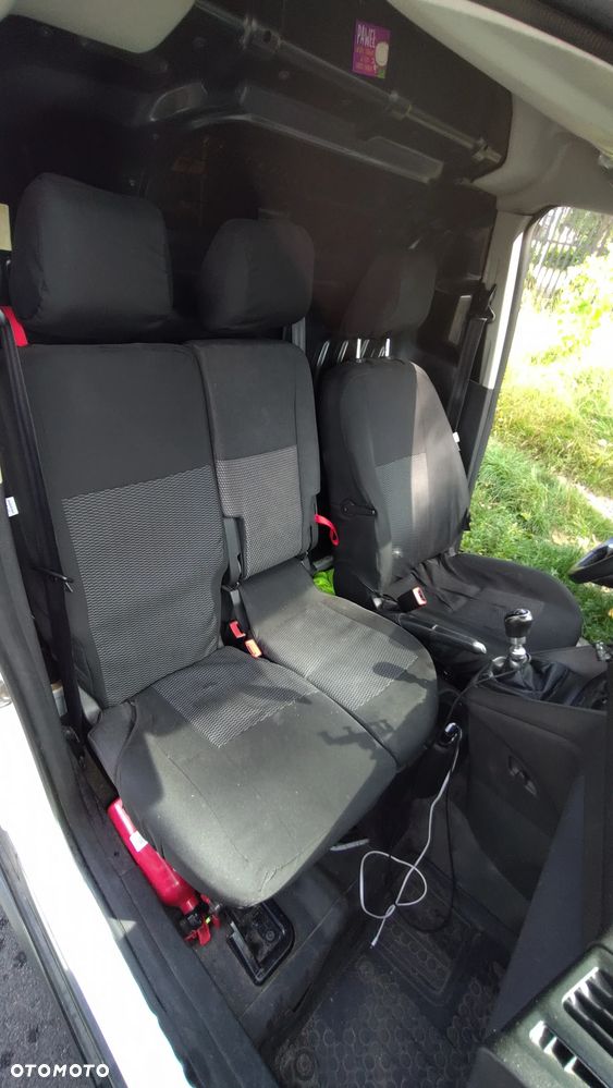 Ford Connect - 8