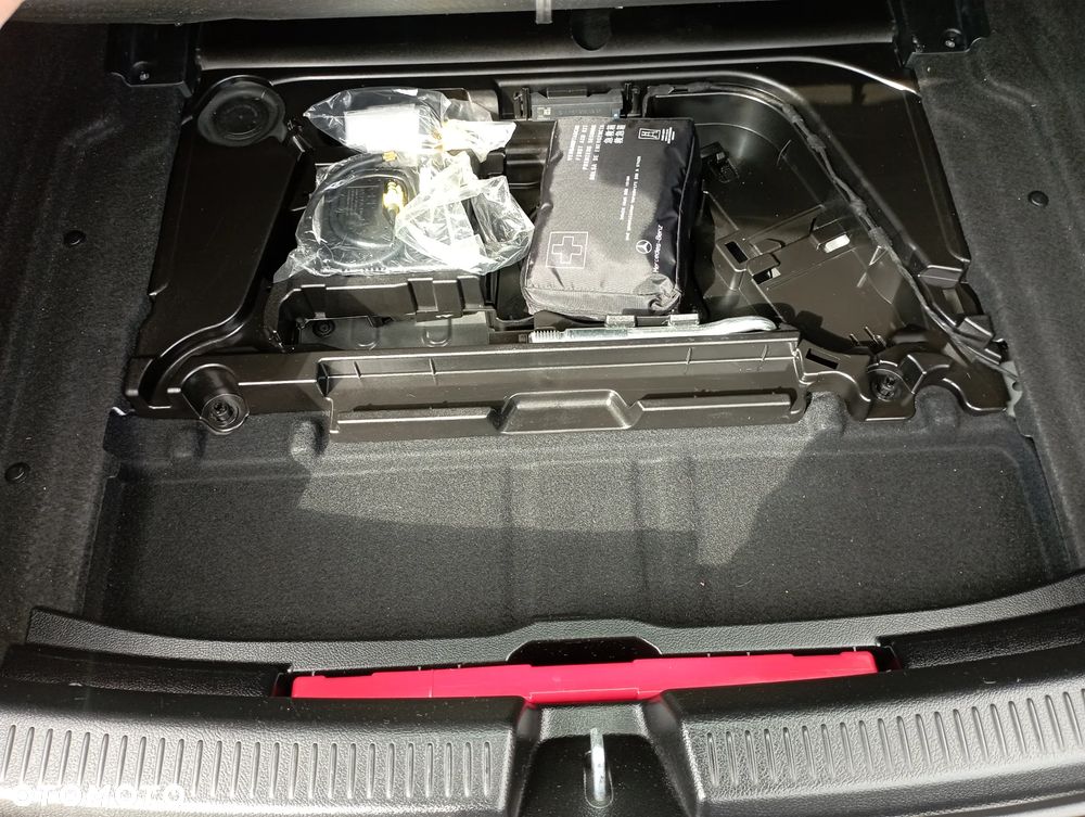 Mercedes-Benz Klasa A 200 7G-DCT - 26