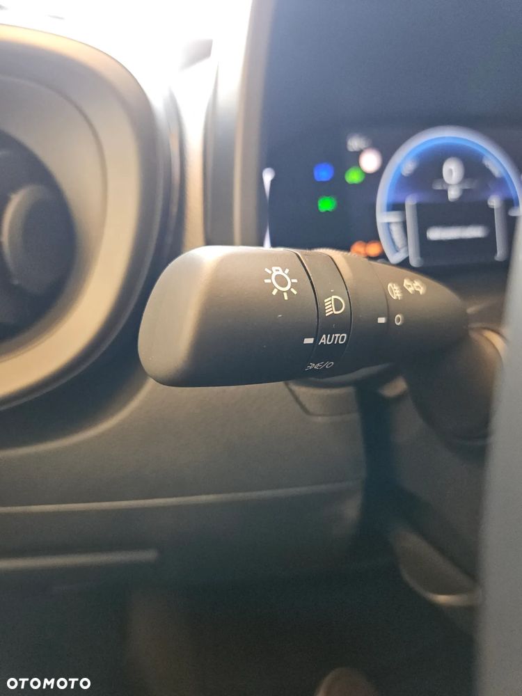 Toyota Aygo X Hybrid 1.5 Comfort e-CVT - 22