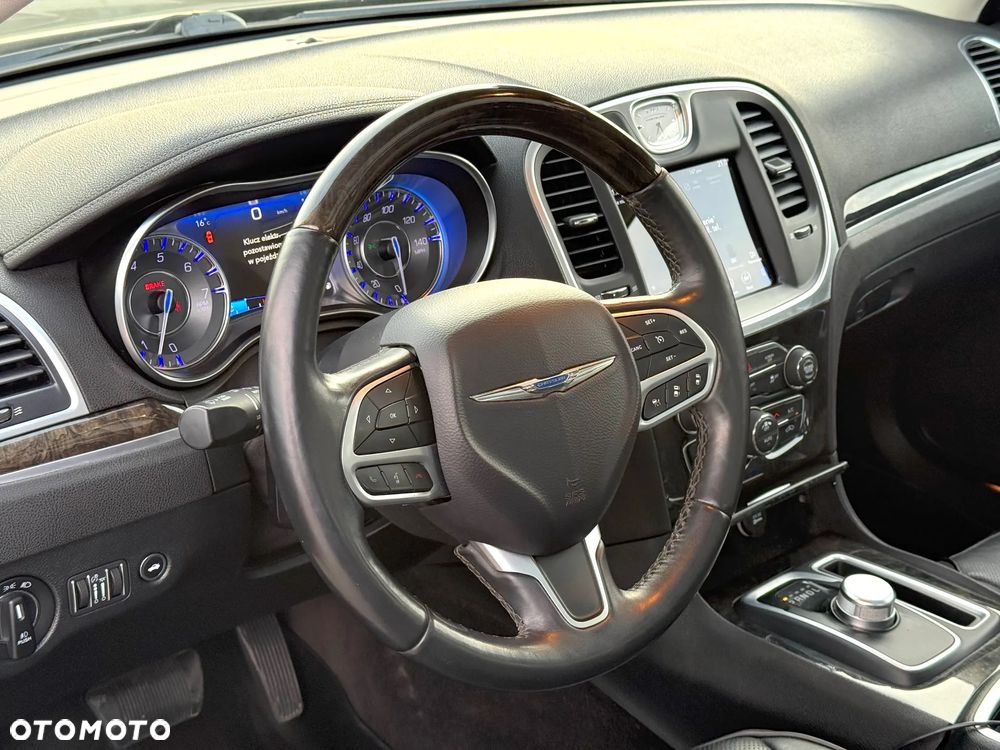Chrysler 300 - 18