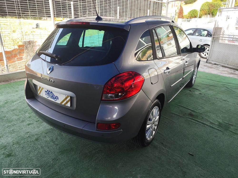 Renault Clio Break 1.5 dCi Dynamique S - 4