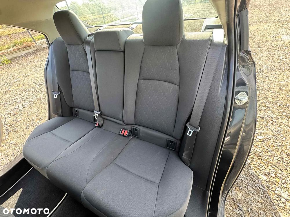 Toyota Corolla - 13