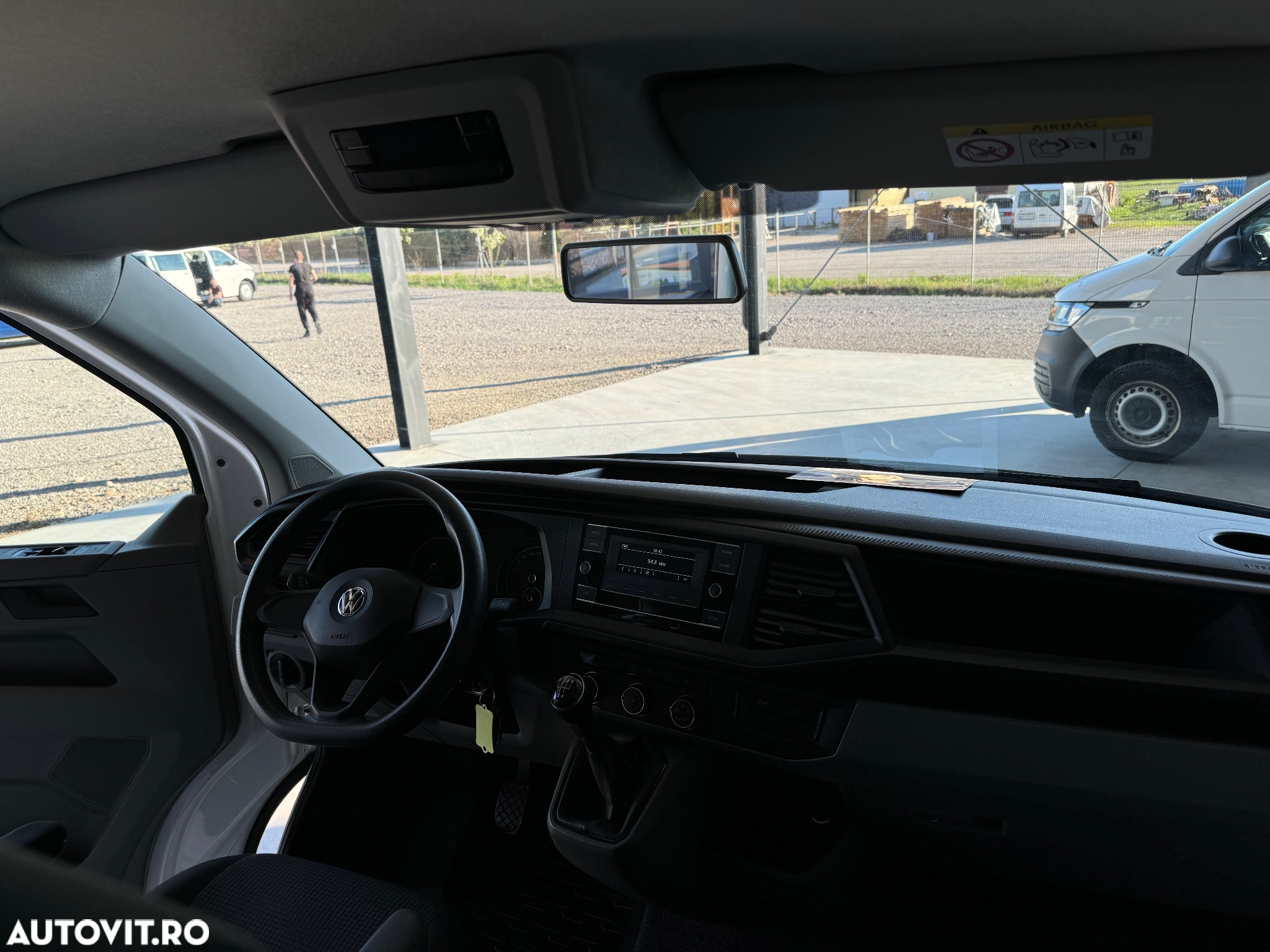 Volkswagen Transporter - 17