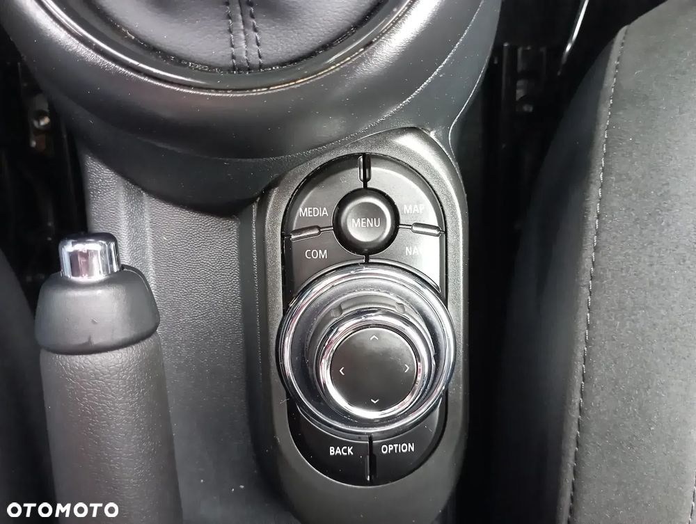 MINI Cooper Yours Trim - 22