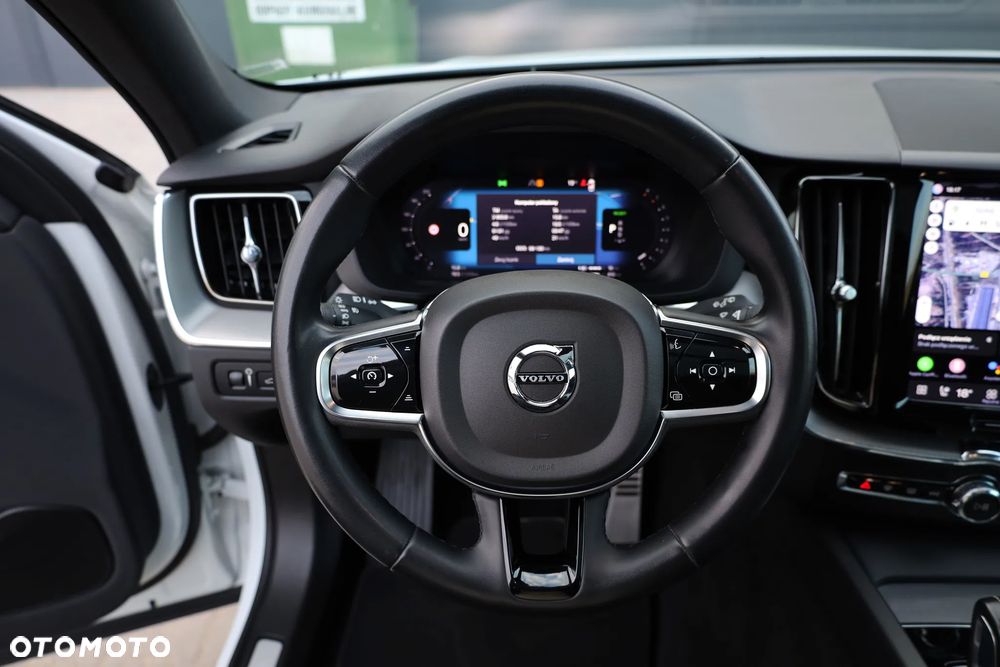 Volvo XC 60 T6 AWD Recharge Geartronic RDesign - 9