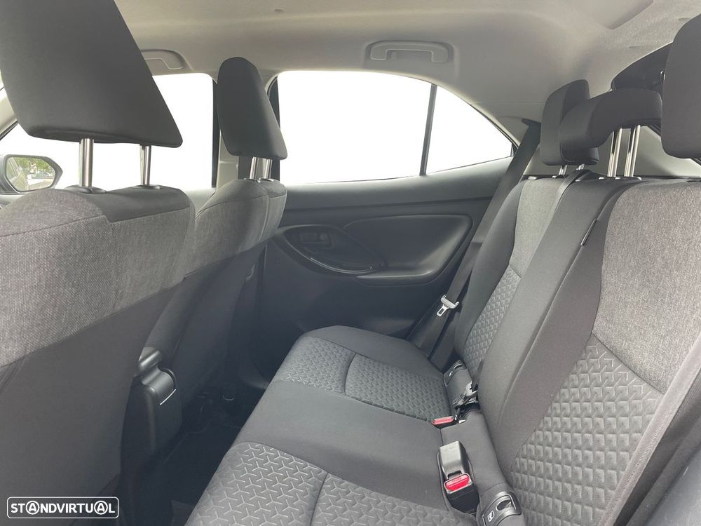 Toyota Yaris Cross 1.5 HDF Comfort Plus - 11