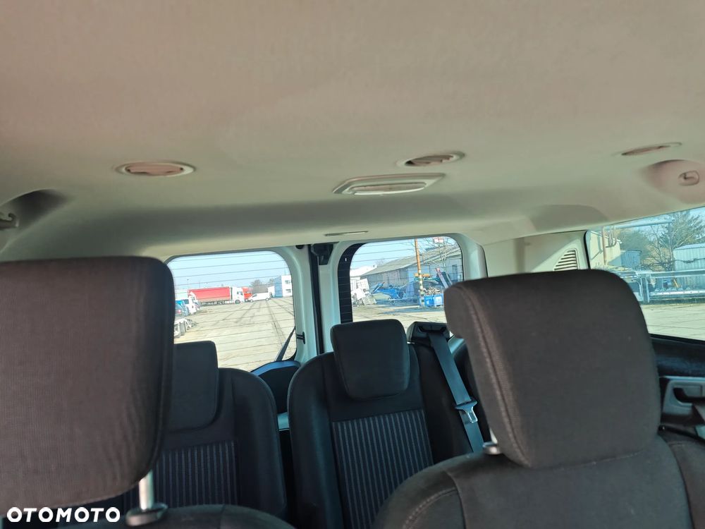 Ford Transit Custom - 13