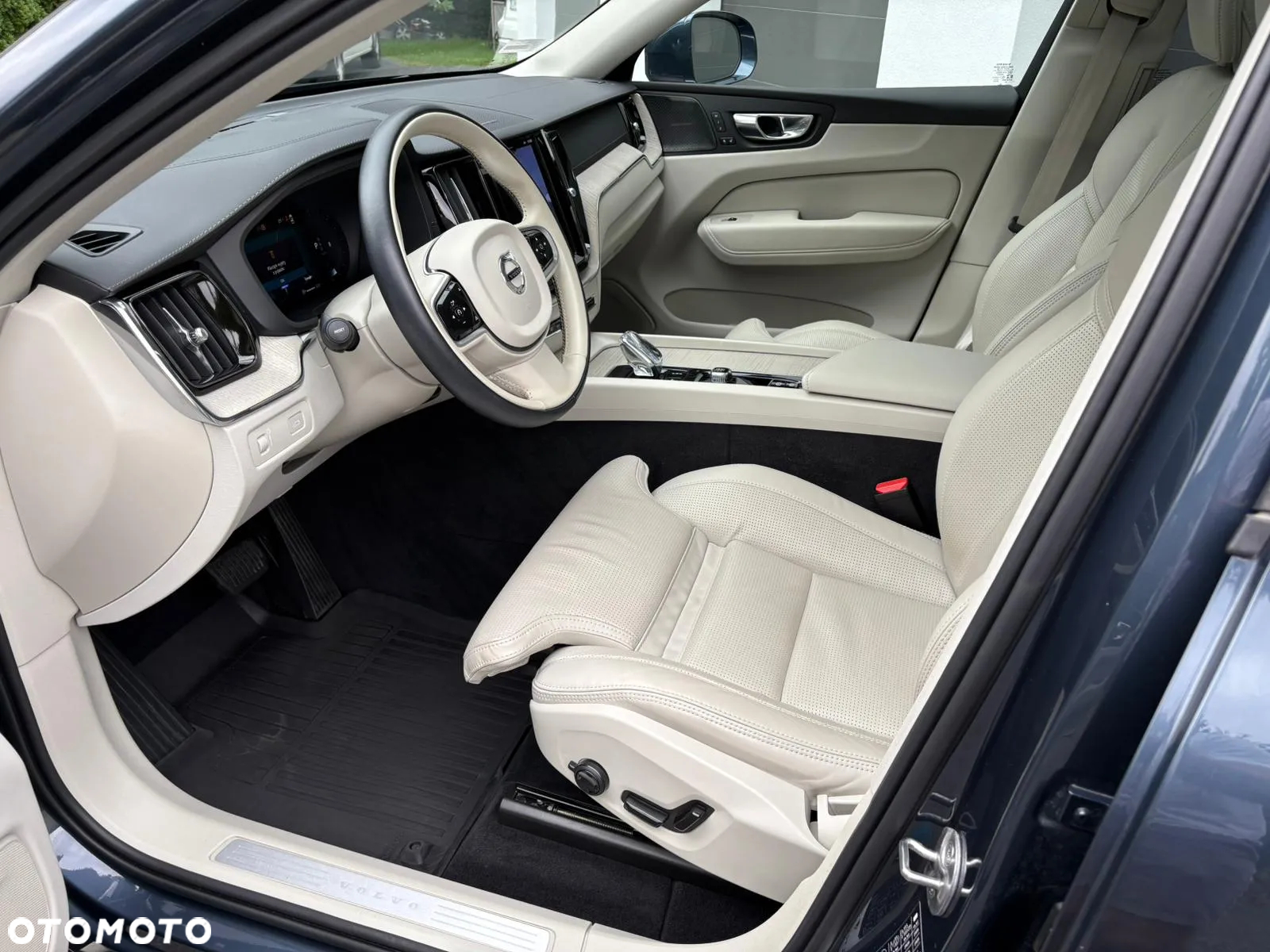 Volvo XC 60 - 3