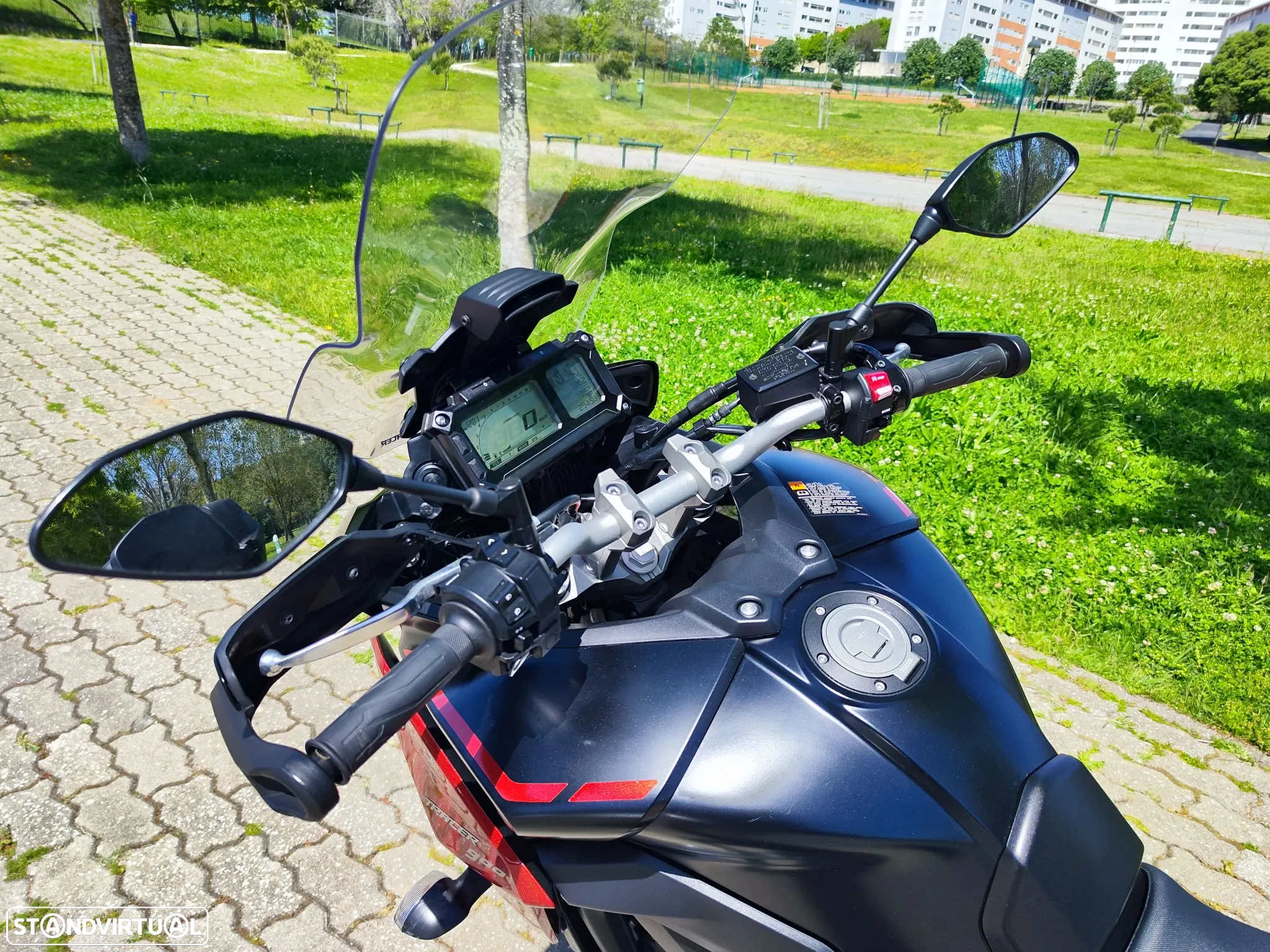 Yamaha Tracer 900 - 11
