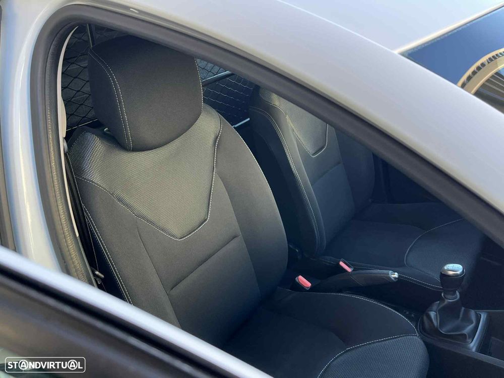 Renault Clio IV Van 1.5 dCi 75cv - 22