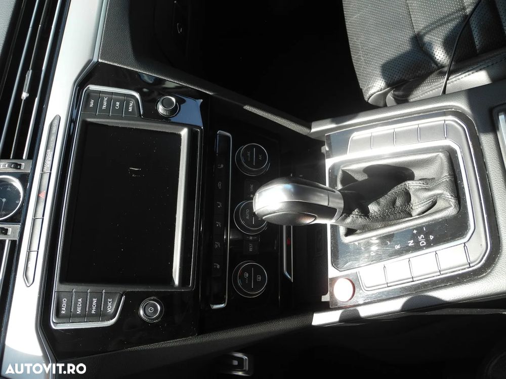 Volkswagen Passat - 7