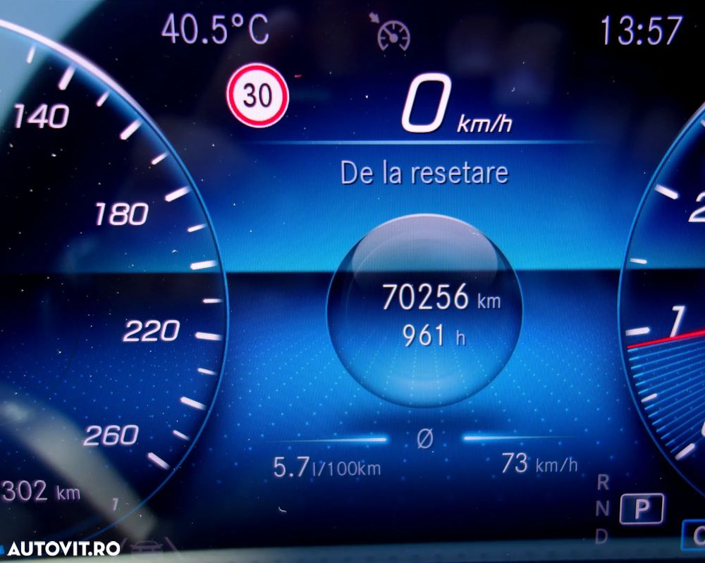 Mercedes-Benz CLA 200 7G-DCT Special Edition - 25