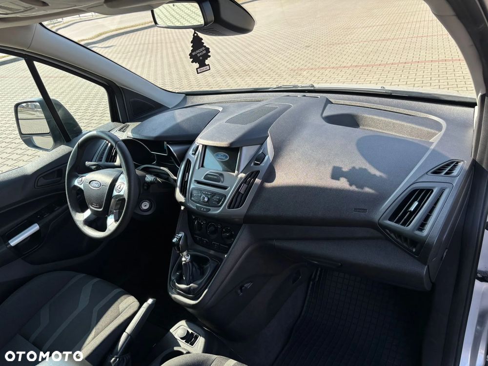 Ford Tourneo Connect Grand - 27
