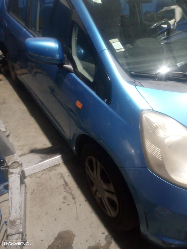 Honda Jazz III 1.2 gasolina - PARA PEÇAS - 4