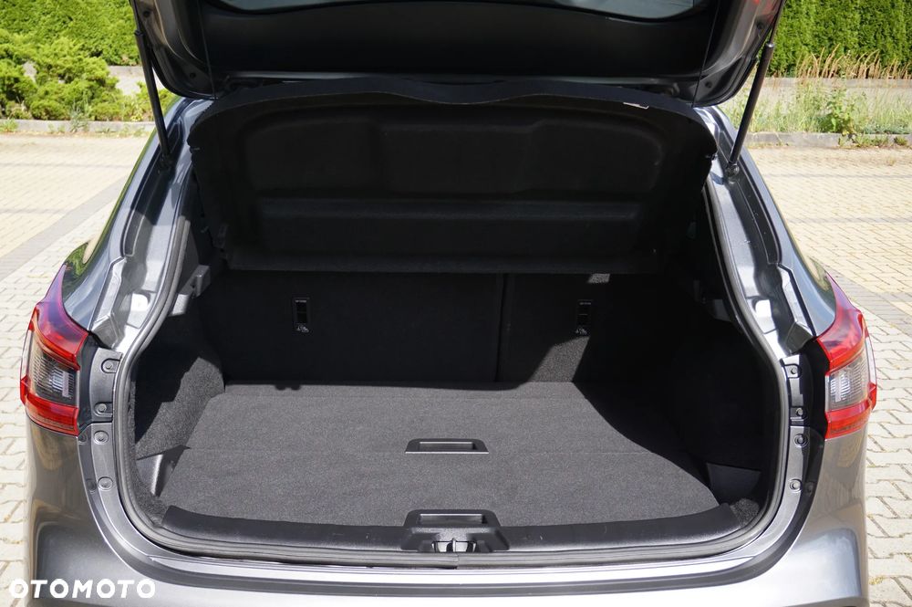 Nissan Qashqai 1.6 DIG-T Tekna - 19
