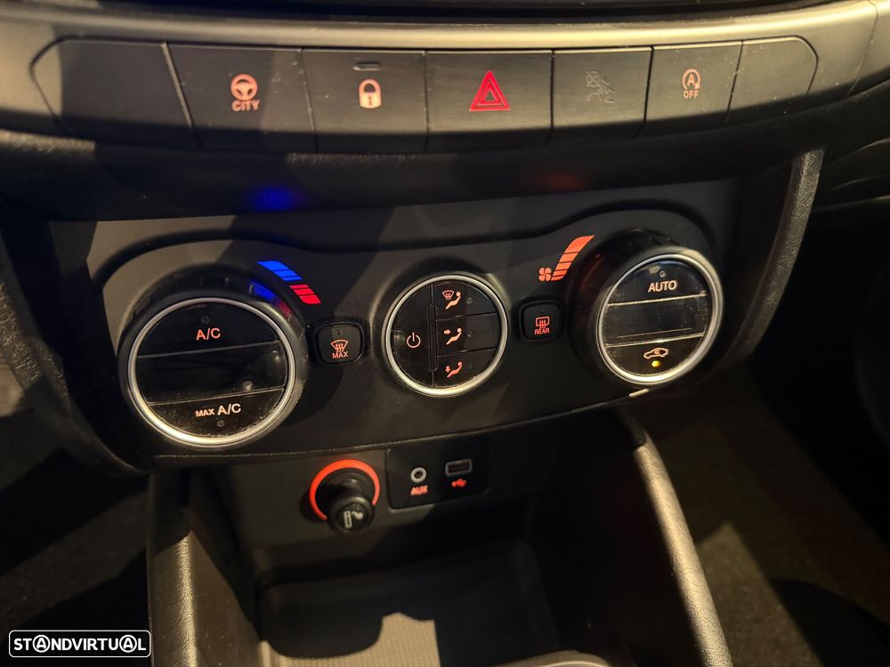 Fiat Tipo Station Wagon 1.3 M-Jet Lounge J17 - 35