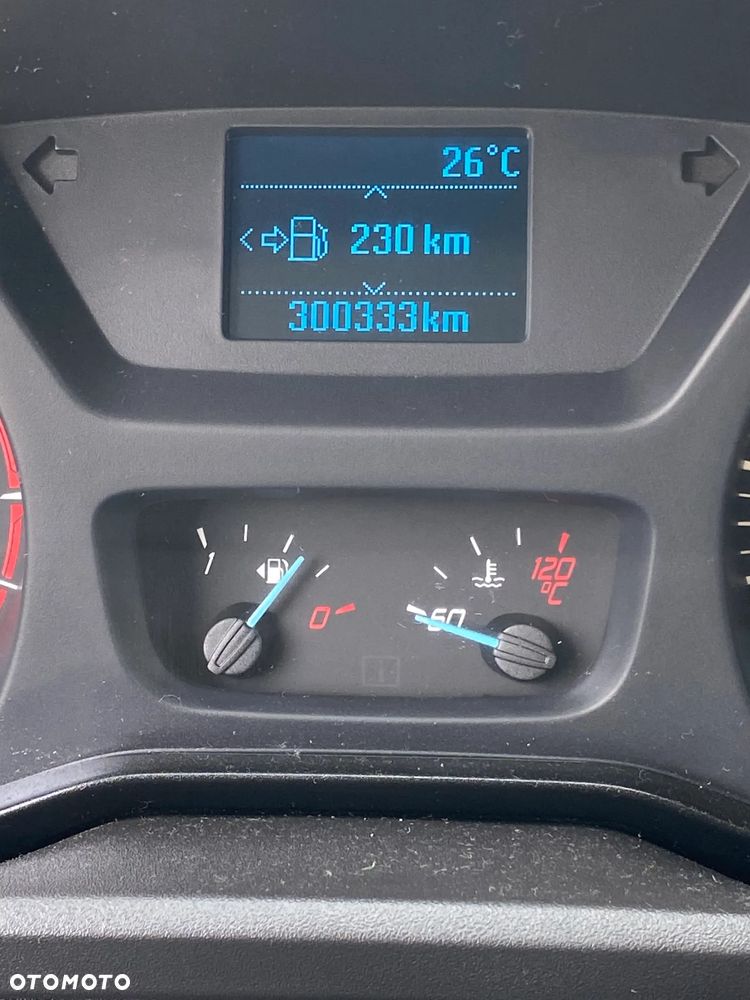 Ford Transit Custom 290 L2H1 Limited - 13