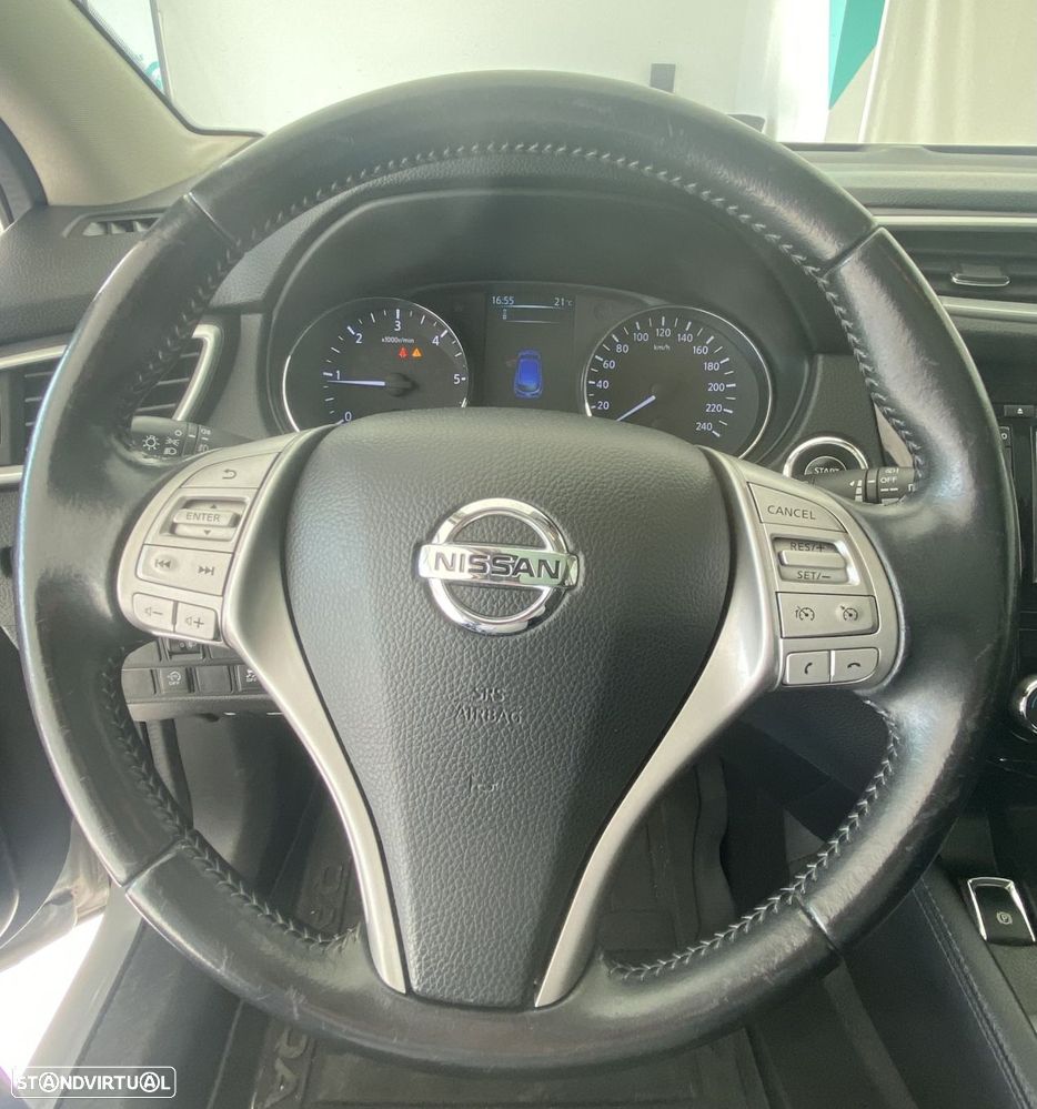 Nissan Qashqai 1.5 dCi N-Connecta - 11