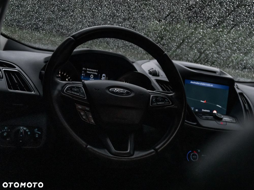 Ford Kuga 2.0 TDCi 4x4 Titanium - 21