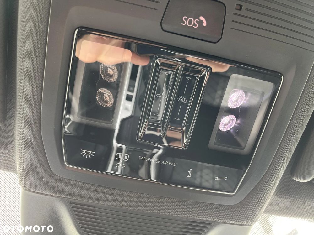 Volkswagen Passat - 17