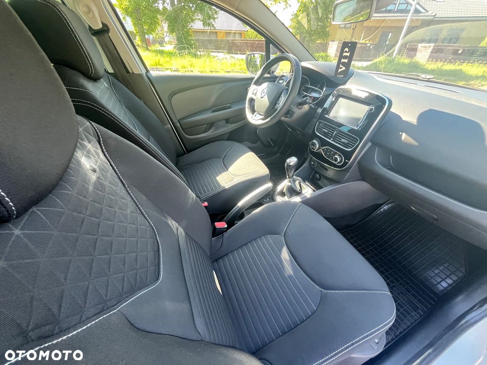 Renault Clio - 18