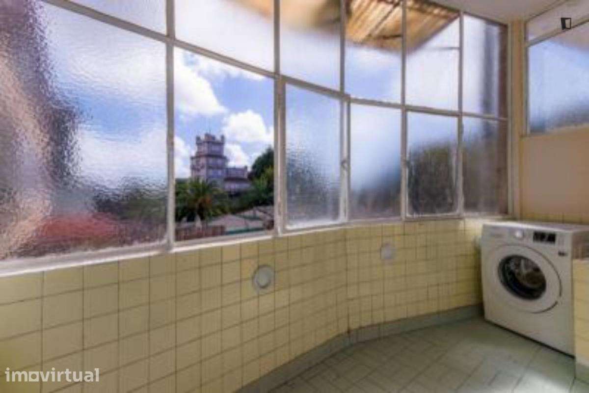 Quarto - localizado em Santo Ildefonso Porto - Grande imagem: 5/10