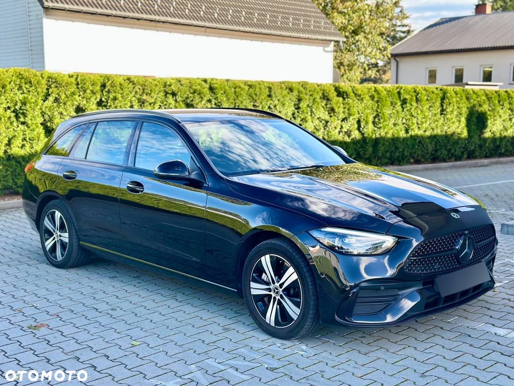 Mercedes-Benz C-Class 2023 photo 2