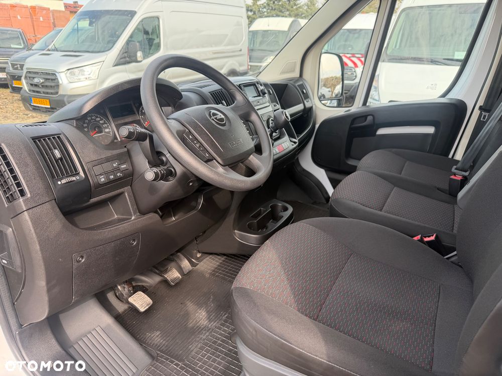 Opel Movano - 11