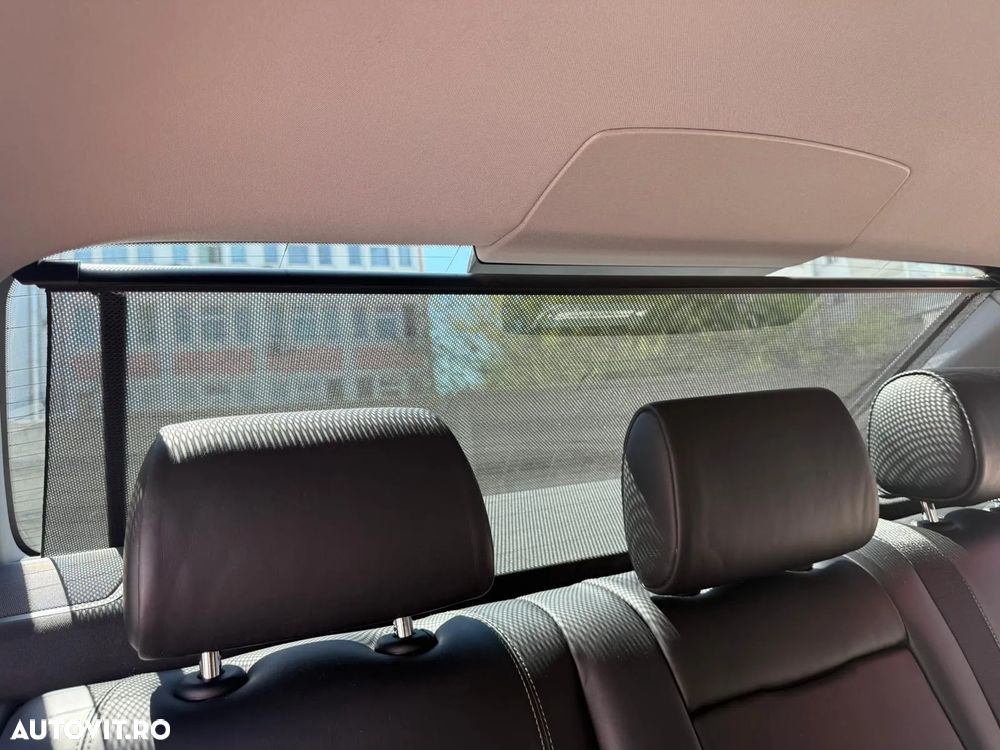 BMW Seria 5 530d xDrive AT - 16