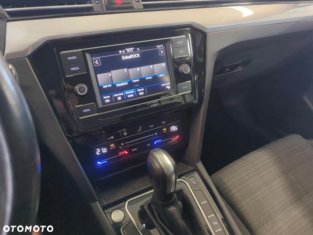 Volkswagen Passat 1.5 TSI EVO Business DSG - 11