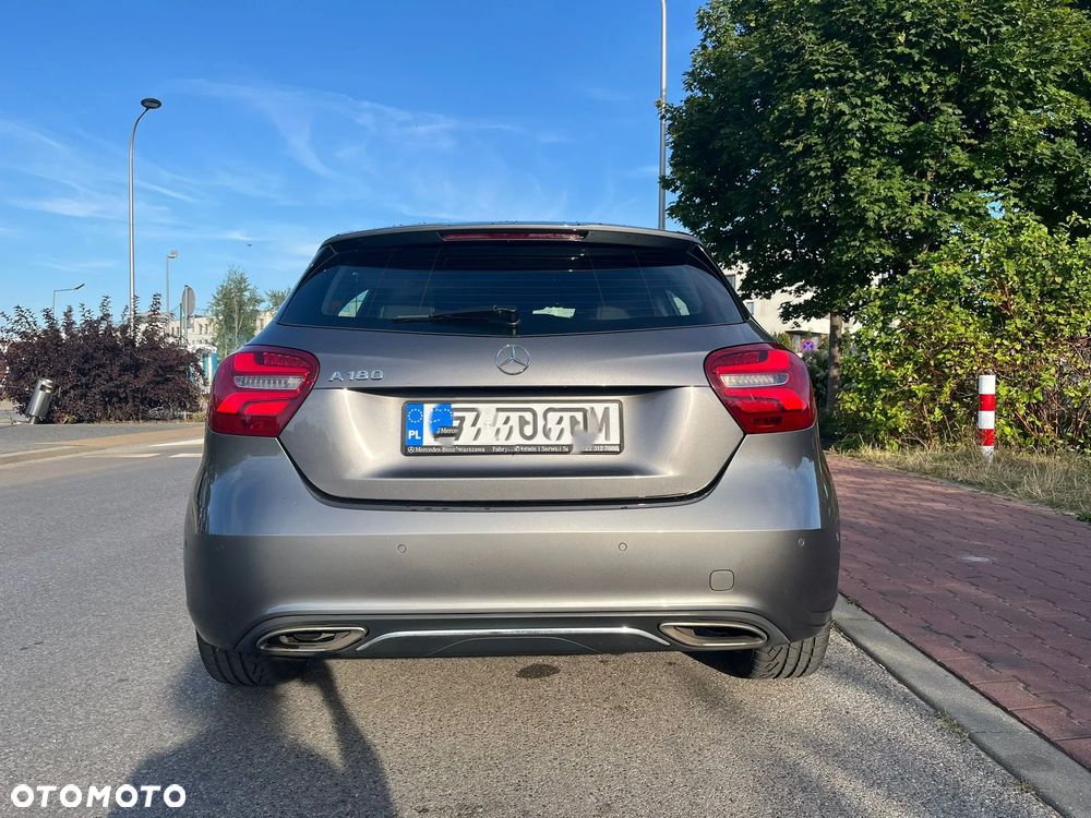 Mercedes-Benz Klasa A 180 7G-DCT Style - 10