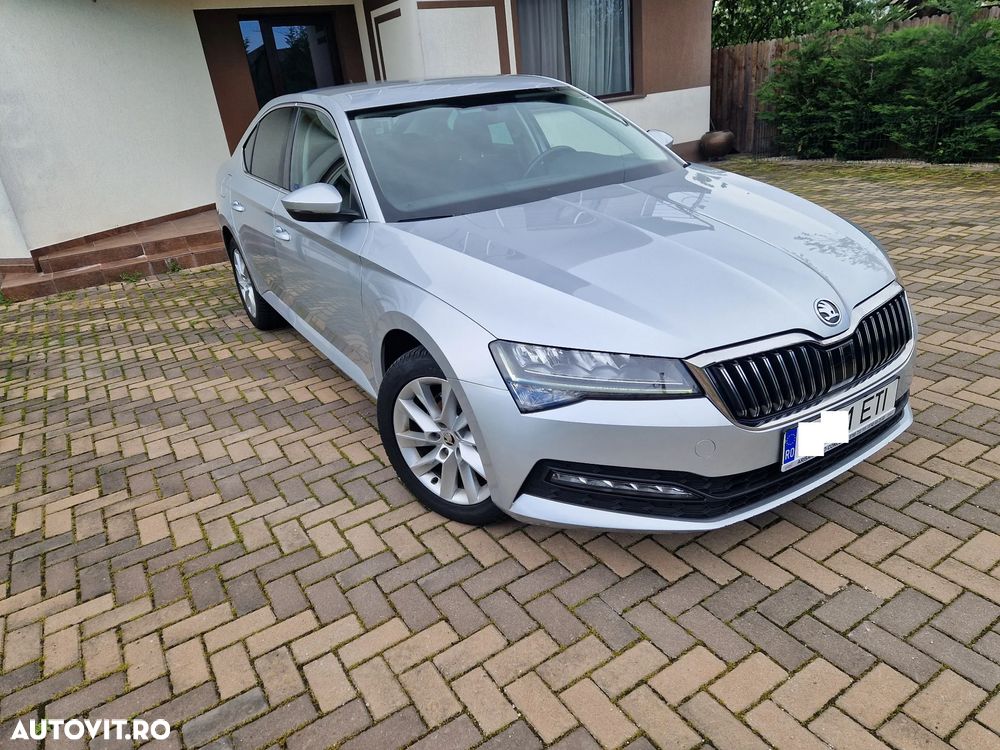 Skoda Superb 2.0 TDI DSG Ambition - 33