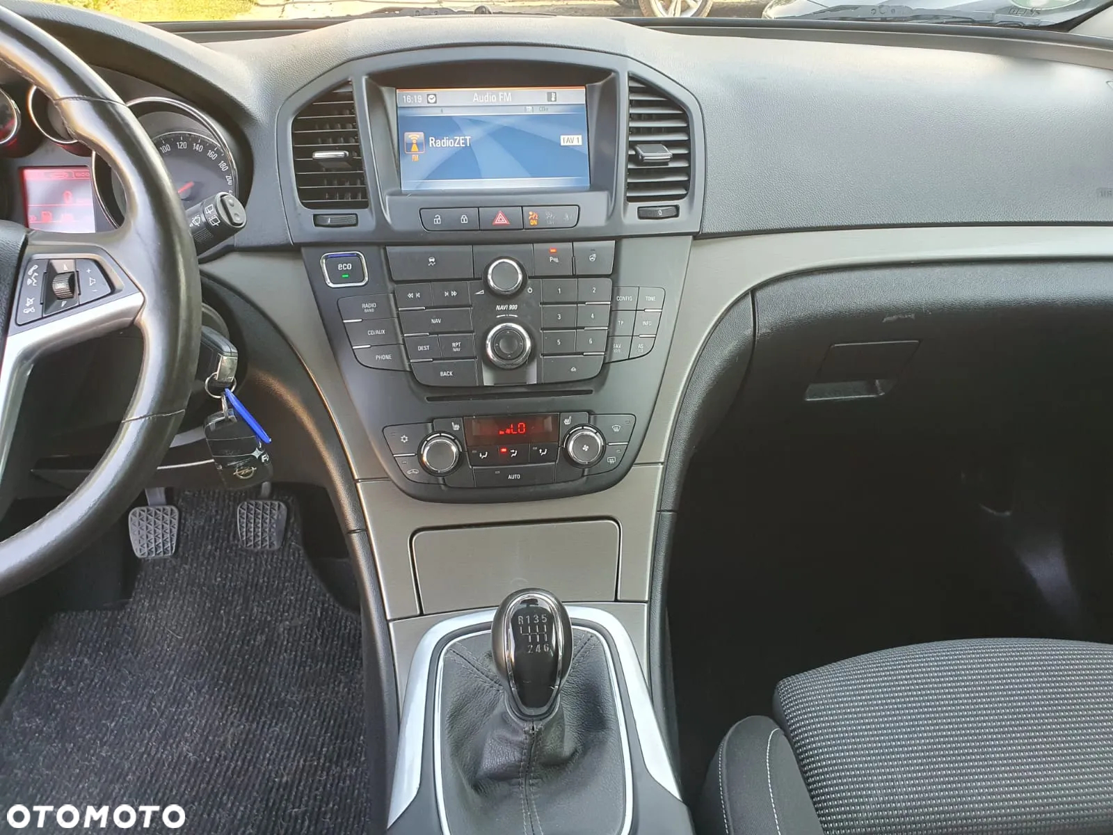 Opel Insignia 1.4 T Cosmo S&S - 24