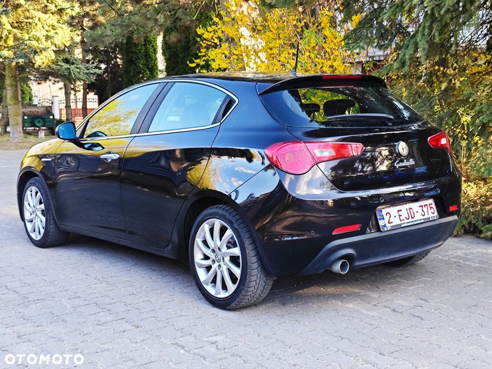 Alfa Romeo Giulietta - 12