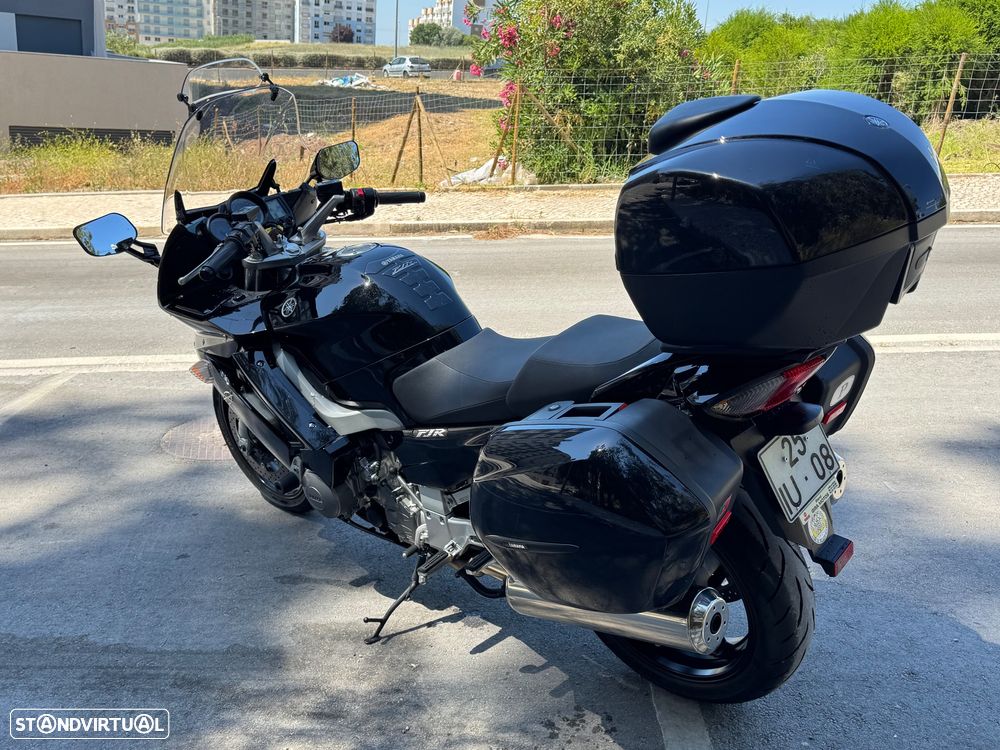 Yamaha FJR - 3