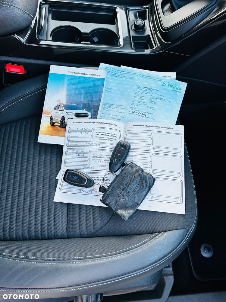 Ford Kuga 2.0 TDCi 4x4 Titanium - 23