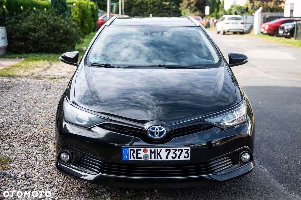 Toyota Auris - 1