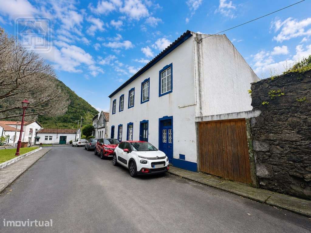 AMPLA MORADIA para VENDA com Licença AL - Faial da Terra, Povoação,... - Grande imagem: 3/60