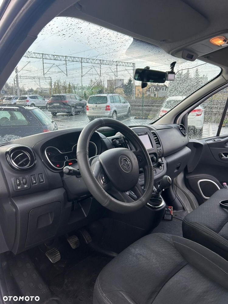 Opel Vivaro L2H1 2,9t Edition - 8