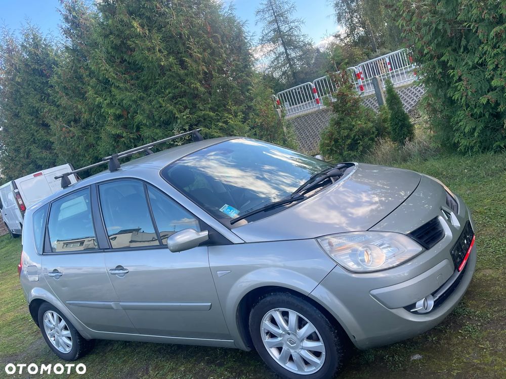 Renault Scenic 1.5 dCi Emotion - 13