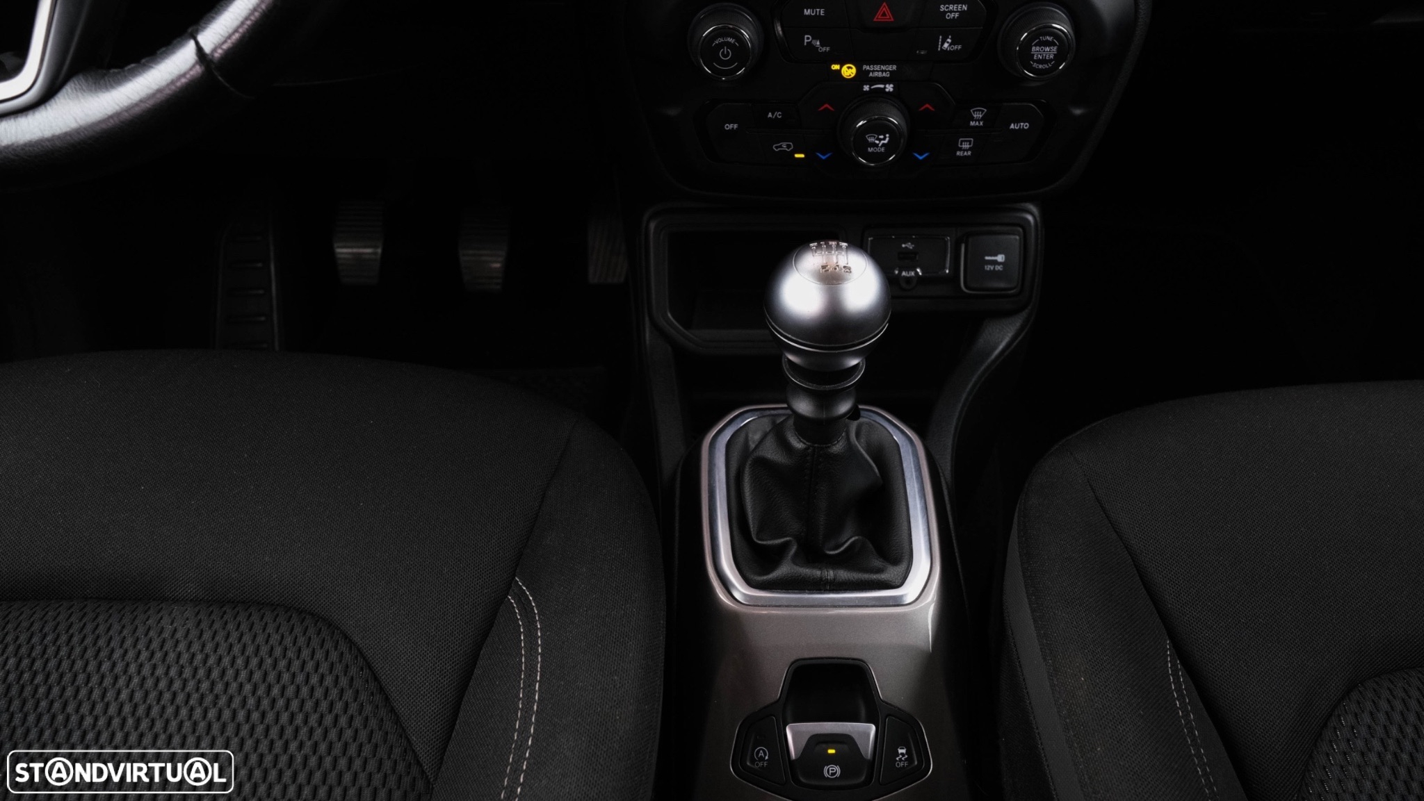 Jeep Renegade 1.6 MJD Limited - 18