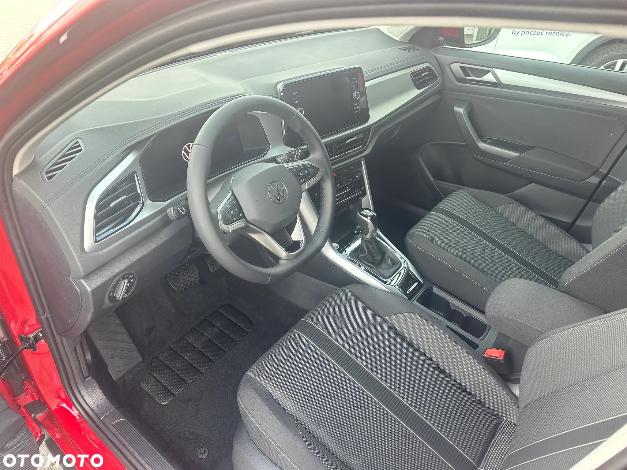 Volkswagen T-Roc - 20