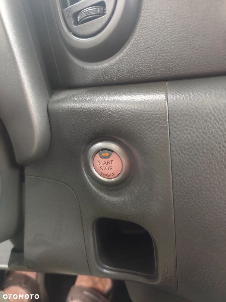 Nissan Cube - 15
