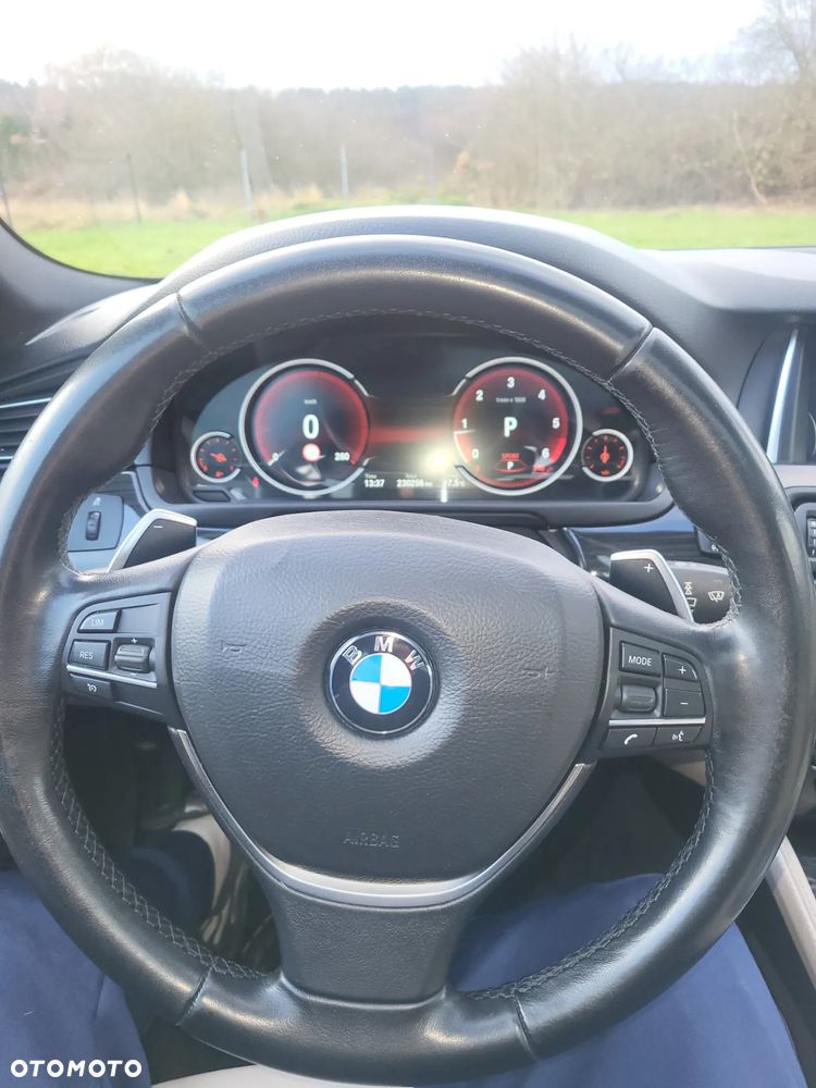 BMW Seria 5 525d xDrive Luxury Line - 5