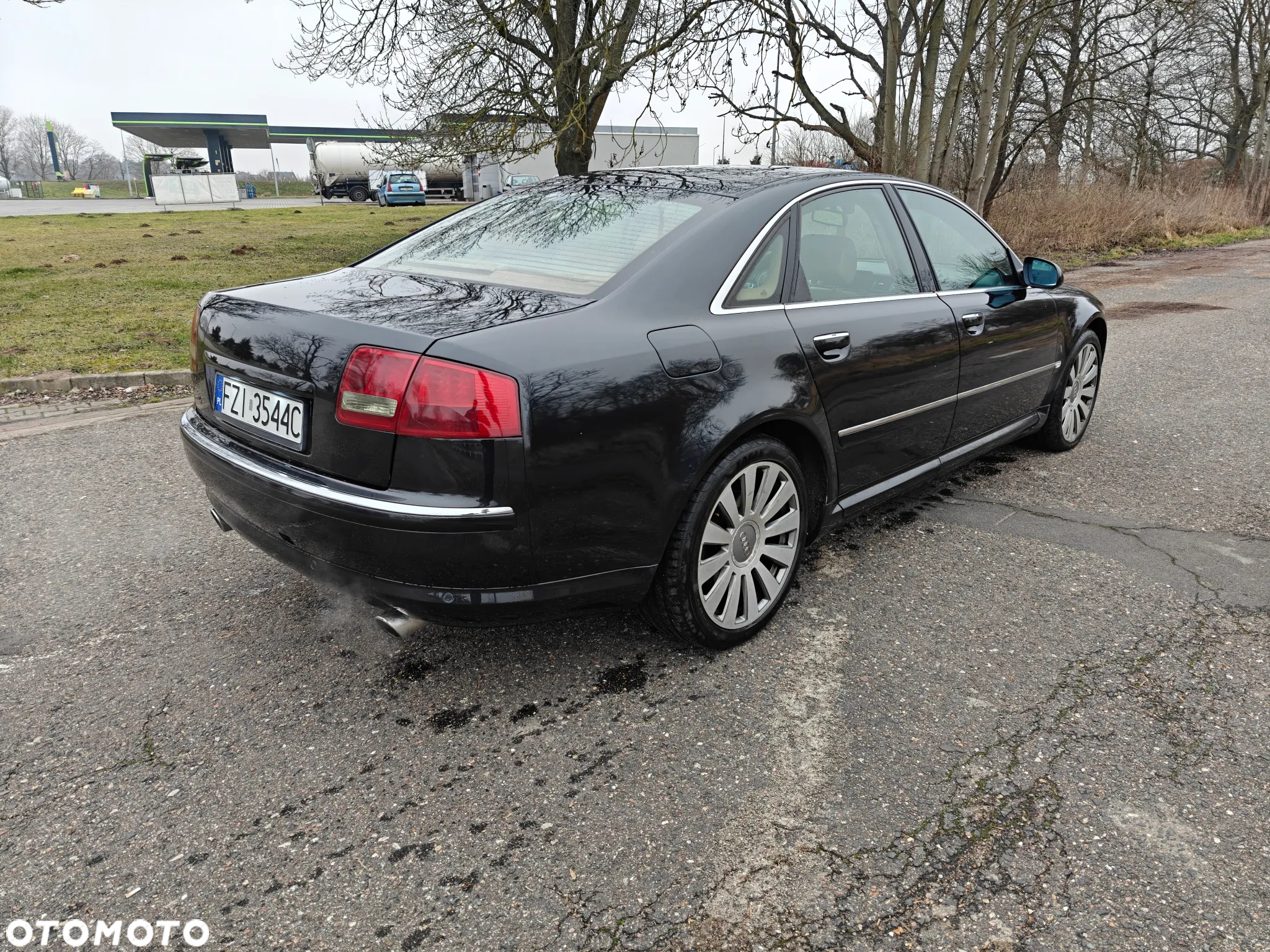 Audi A8 4.2 Quattro - 3